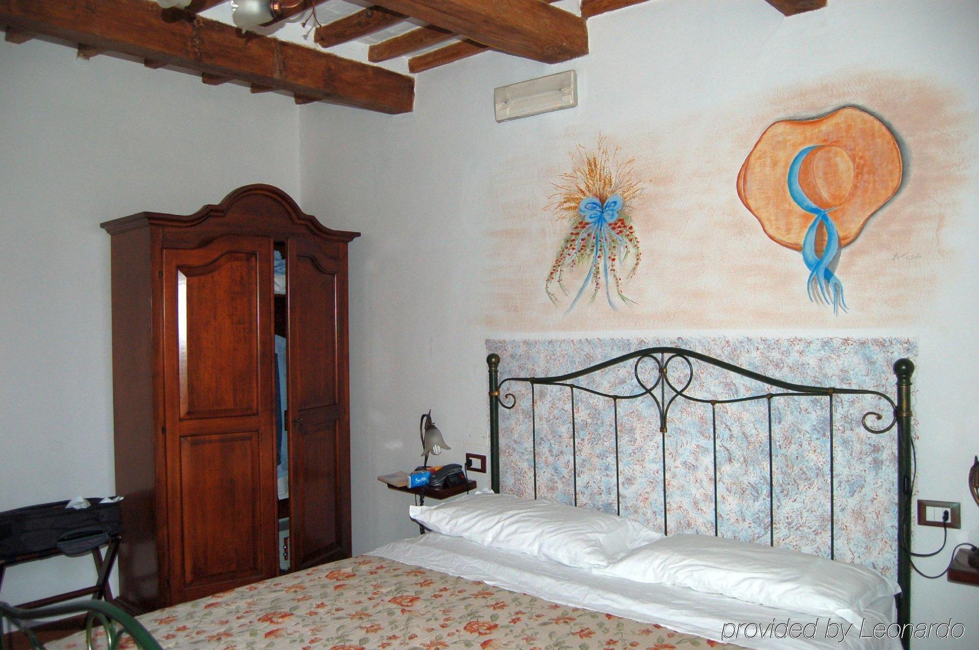 Hotel Leonardo Pisa Szoba fotó